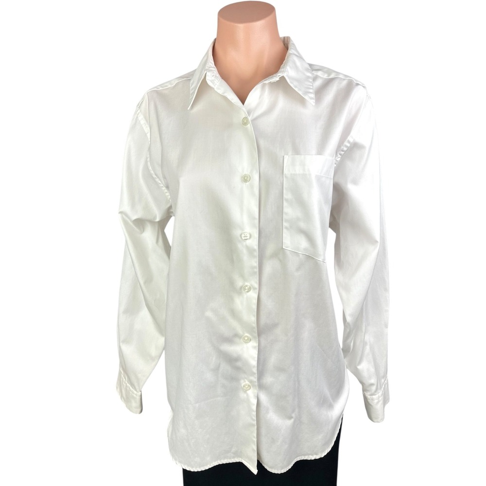 L.L. Bean Woman's White Blouse Size M Long Sleeve Button Front Cotton/Polyester